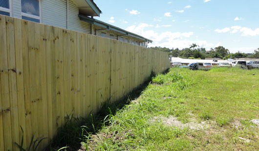 Chermside – Timber paling 1800 high